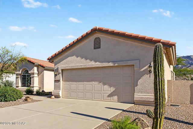 37965 S Birdie Drive, Tucson, AZ 85739