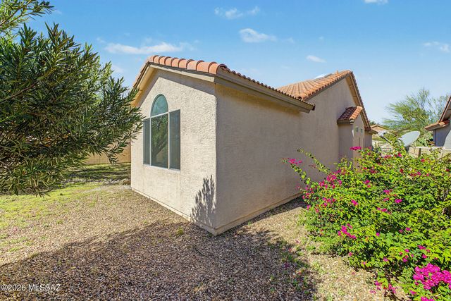 37965 S Birdie Drive, Tucson, AZ 85739