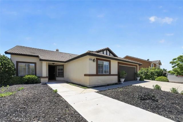 7803 Calle Carrisa Street, Highland, CA 92346