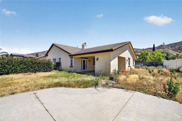 7803 Calle Carrisa Street, Highland, CA 92346