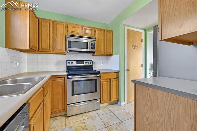 2232 Palm Drive, Colorado Springs, CO 80918