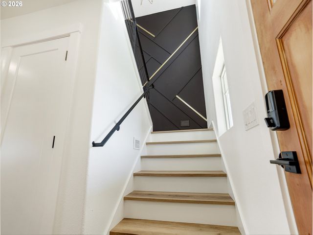 2402 Ne 96TH St, Vancouver, WA 98665