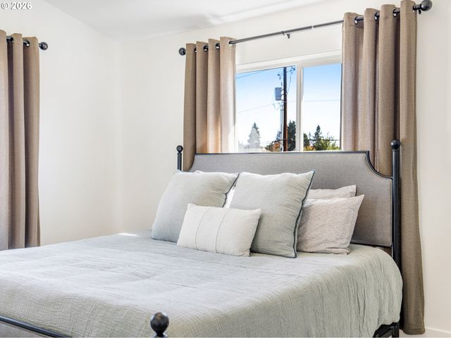 2402 Ne 96TH St, Vancouver, WA 98665