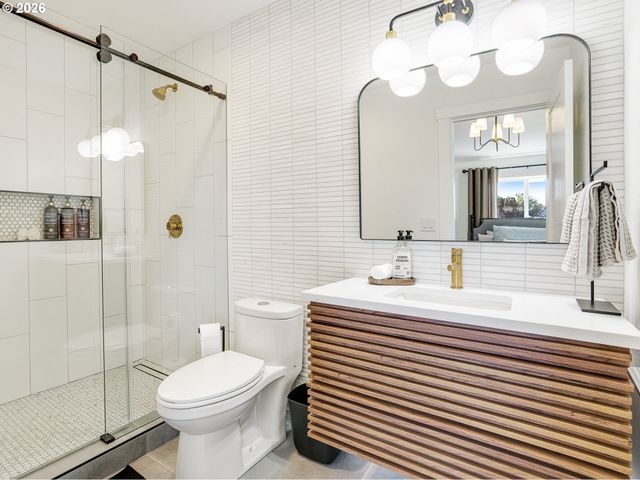 2402 Ne 96TH St, Vancouver, WA 98665