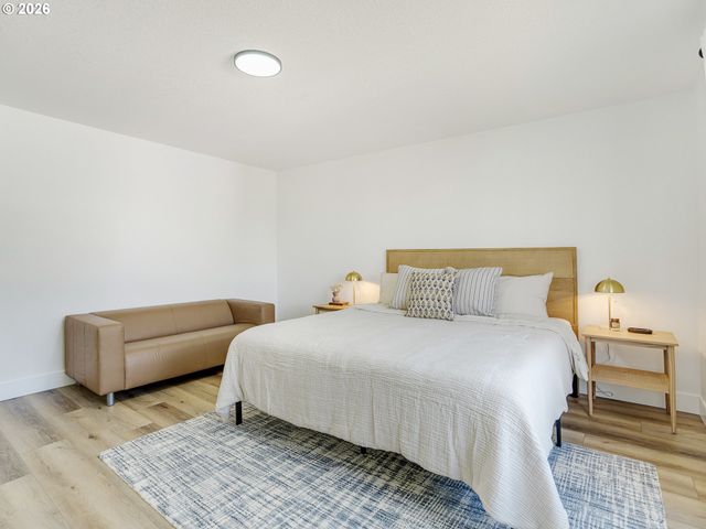 2402 Ne 96TH St, Vancouver, WA 98665