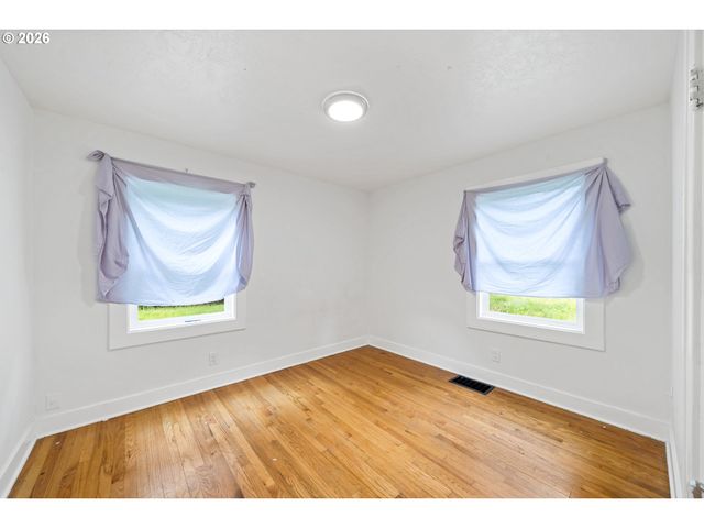 2514 Ne 102ND Ave, Portland, OR 97220