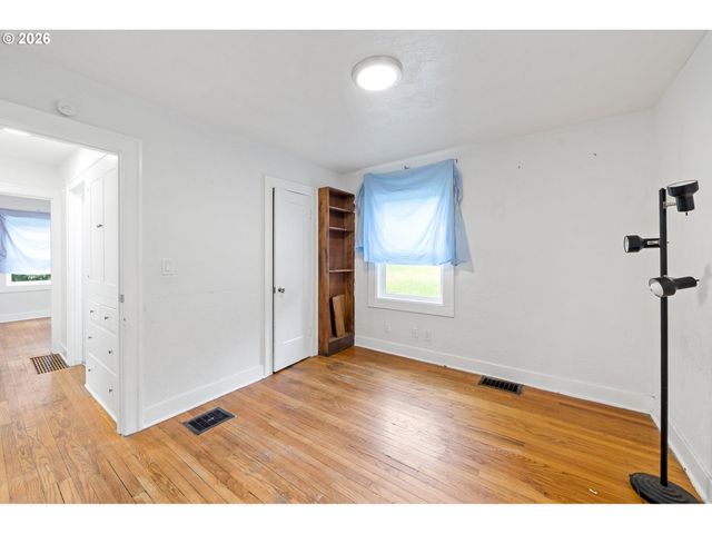 2514 Ne 102ND Ave, Portland, OR 97220