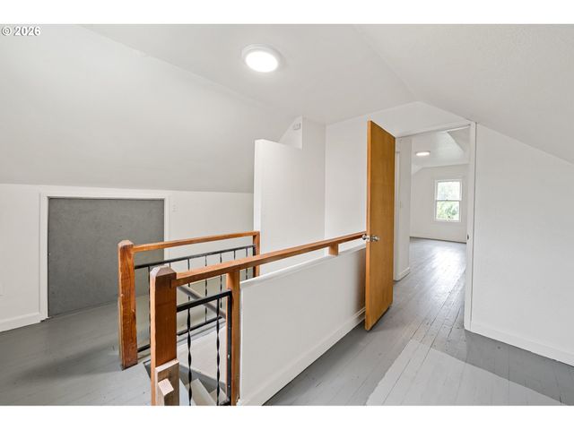 2514 Ne 102ND Ave, Portland, OR 97220