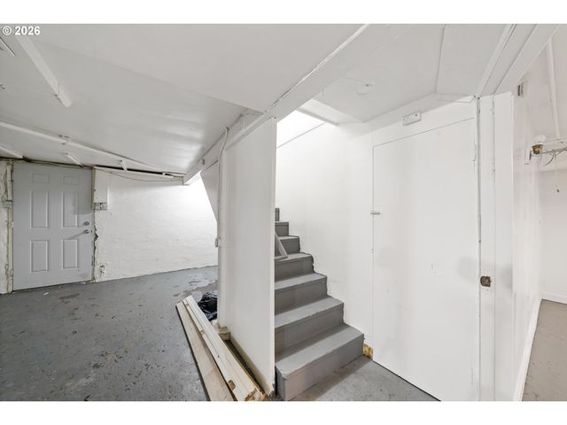 2514 Ne 102ND Ave, Portland, OR 97220