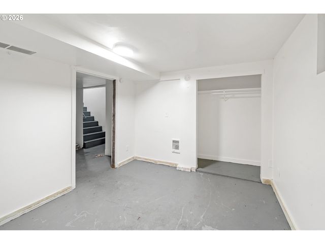 2514 Ne 102ND Ave, Portland, OR 97220