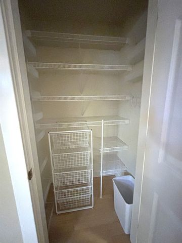 25 Stannard Drive, Essex, VT 05452