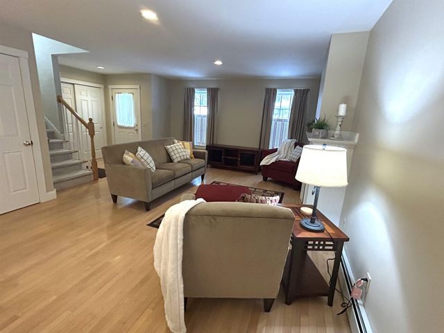 25 Stannard Drive, Essex, VT 05452