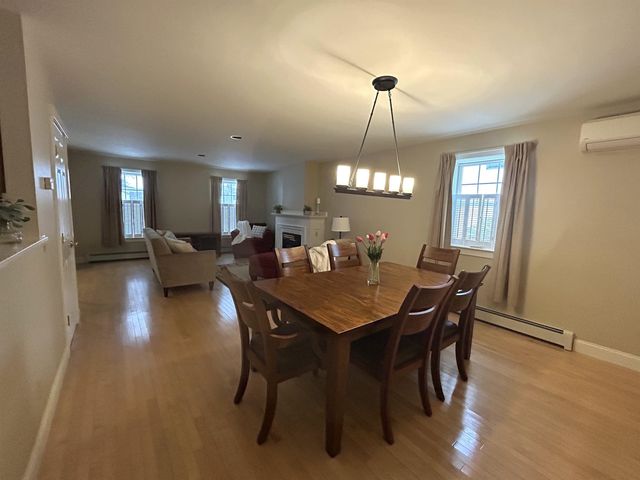 25 Stannard Drive, Essex, VT 05452