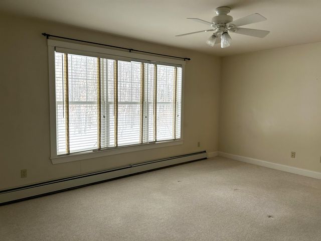 25 Stannard Drive, Essex, VT 05452