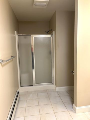 25 Stannard Drive, Essex, VT 05452