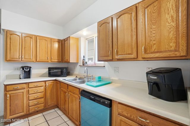 3519 Hazelhurst Avenue, Toledo, OH 43612