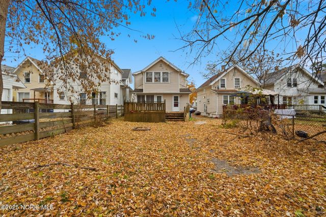 3519 Hazelhurst Avenue, Toledo, OH 43612