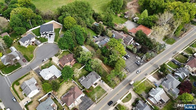 3-23 Saddle River Road, Fair Lawn, NJ 07410