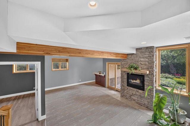 3200 E 3900 S, Holladay, UT 84124