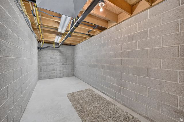 3200 E 3900 S, Holladay, UT 84124