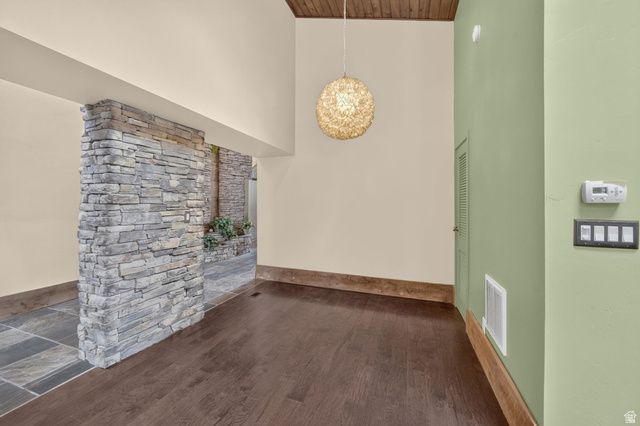 3200 E 3900 S, Holladay, UT 84124