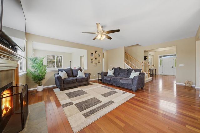 6814 Homestead Drive, Mchenry, IL 60050