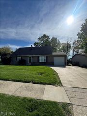501 Tammery Drive, Tallmadge, OH 44278