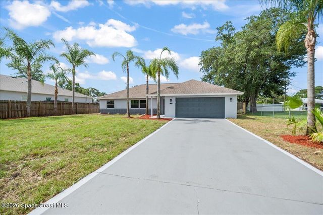 434 Barcelona Road SE, Palm Bay, FL 32909