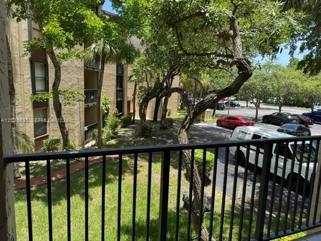 14221 N Kendall Dr 211C, Miami, FL 33186