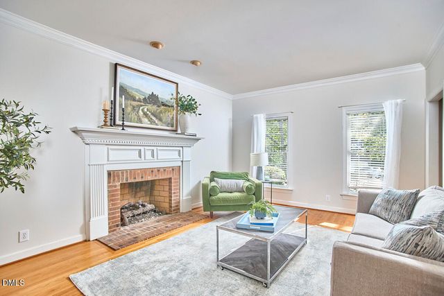 1009 Sunny Brae Court, Apex, NC 27502