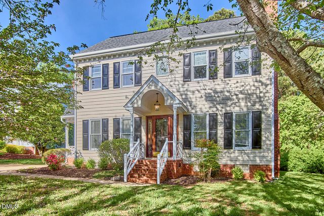 1009 Sunny Brae Court, Apex, NC 27502