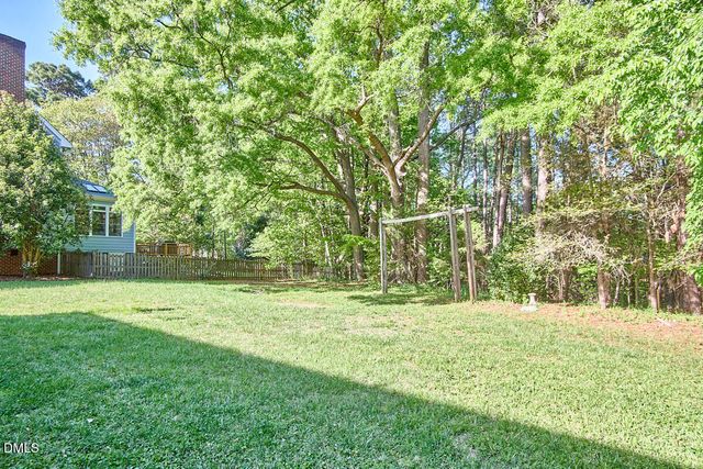 1009 Sunny Brae Court, Apex, NC 27502