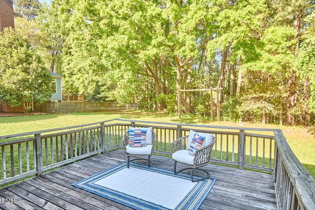 1009 Sunny Brae Court, Apex, NC 27502