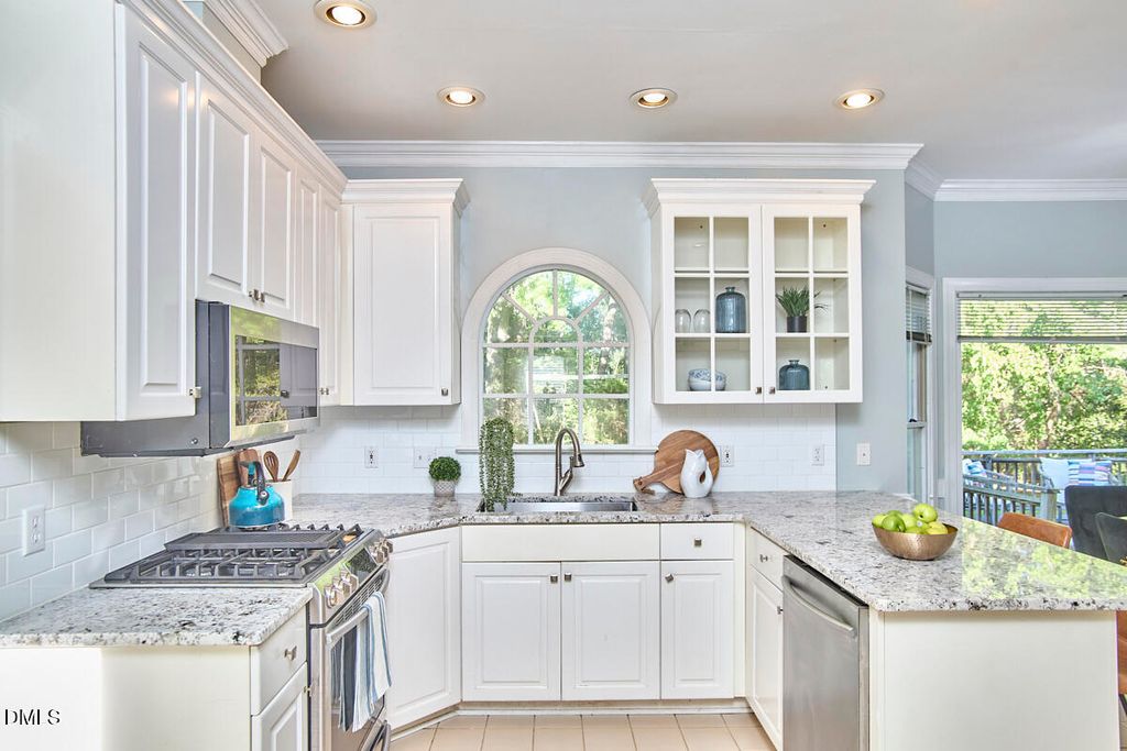 1009 Sunny Brae Court, Apex, NC 27502