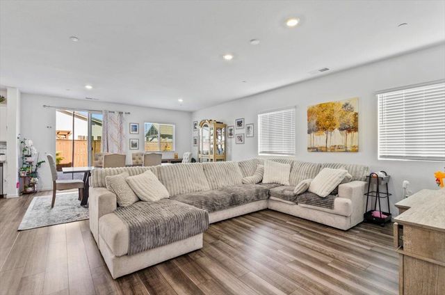 1257 Callison Way, Plumas Lake, CA 95961