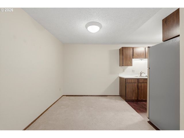1100 N MERIDIAN St 43, Newberg, OR 97132