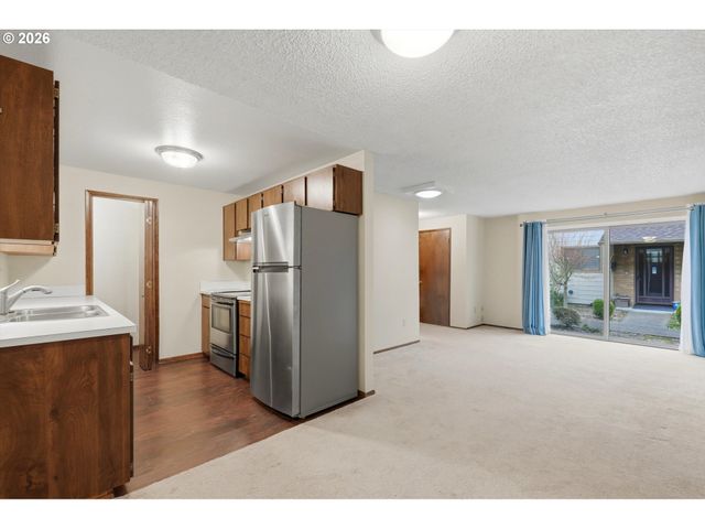 1100 N MERIDIAN St 43, Newberg, OR 97132