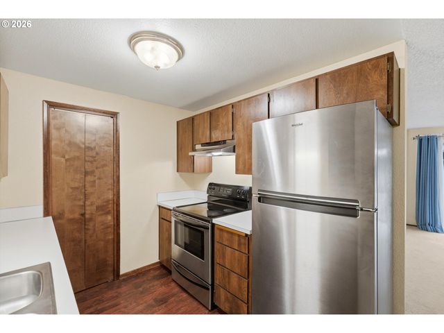 1100 N MERIDIAN St 43, Newberg, OR 97132