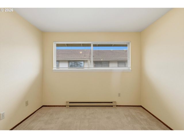 1100 N MERIDIAN St 43, Newberg, OR 97132