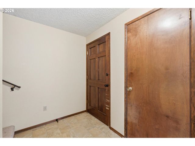 1100 N MERIDIAN St 43, Newberg, OR 97132