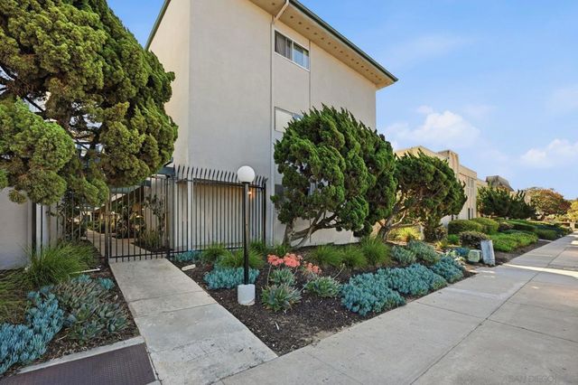 4875 Cole St 69, San Diego, CA 92117