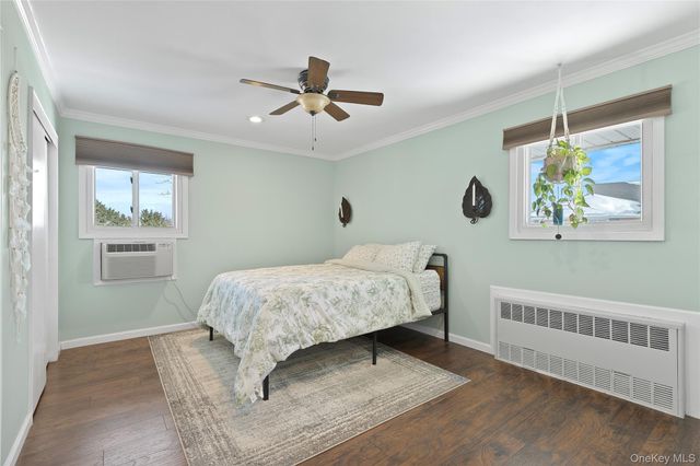 294 Edmunton Drive K18, North Babylon, NY 11703