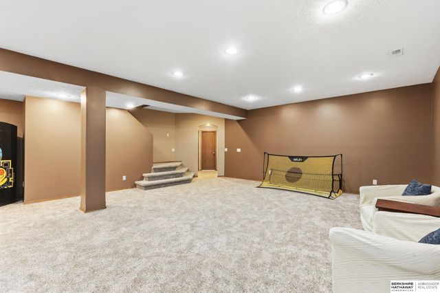 1244 Skyline Drive, Blair, NE 68008