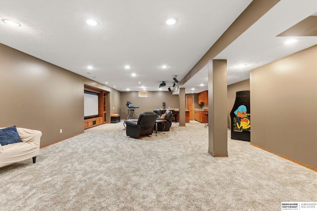 1244 Skyline Drive, Blair, NE 68008