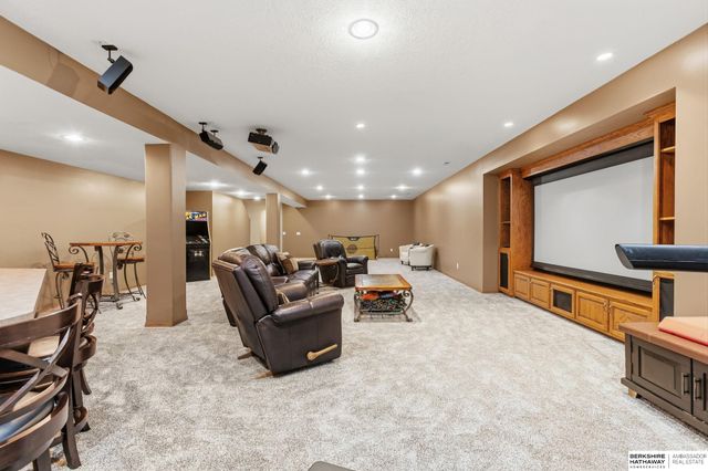 1244 Skyline Drive, Blair, NE 68008