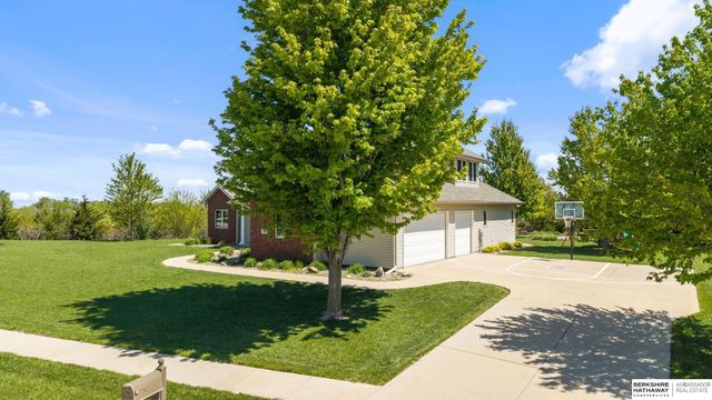 1244 Skyline Drive, Blair, NE 68008