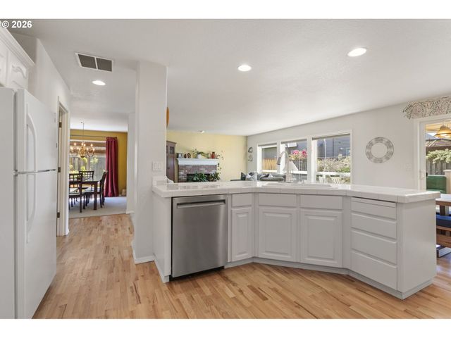 16050 Nw HACKNEY Dr, Portland, OR 97229