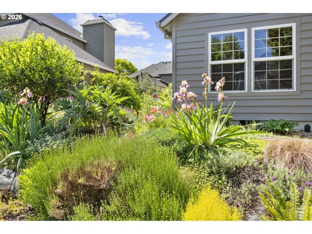 16050 Nw HACKNEY Dr, Portland, OR 97229