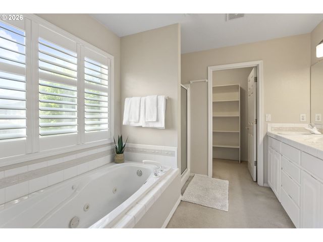16050 Nw HACKNEY Dr, Portland, OR 97229