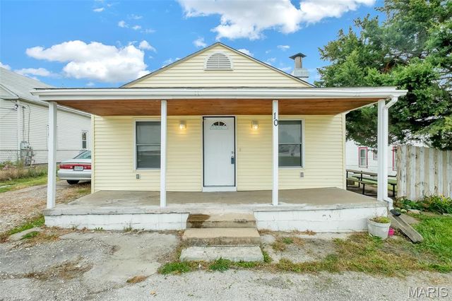 10 Highway J, Wright City, MO 63390